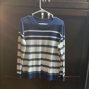 Lands' End Women’s Blue and White Striped Crewneck Sweater. Medium